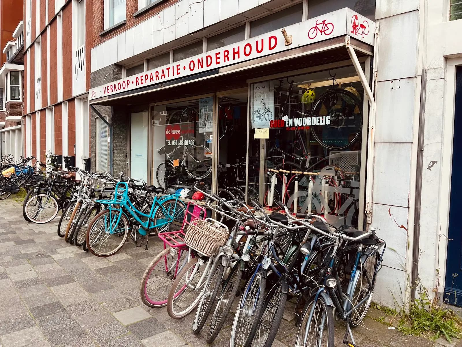 Rij tweedehands fietsen voor studenten in Groningen