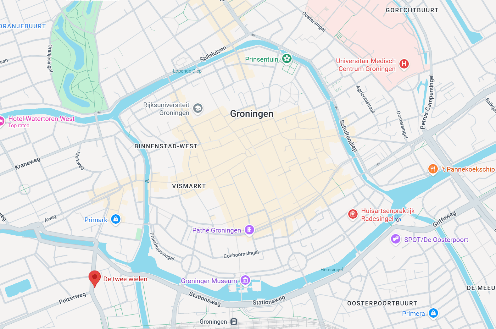 Kaart voor Red Bull District Ride 2026 in Groningen met Grote Markt, Forum-kant, Vismarkt en aanbevolen looproutes