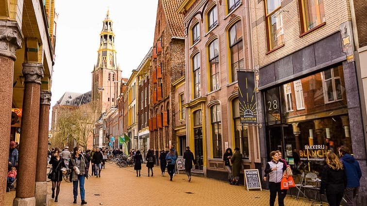 Street scene in Groningen city center for the local bike guide
